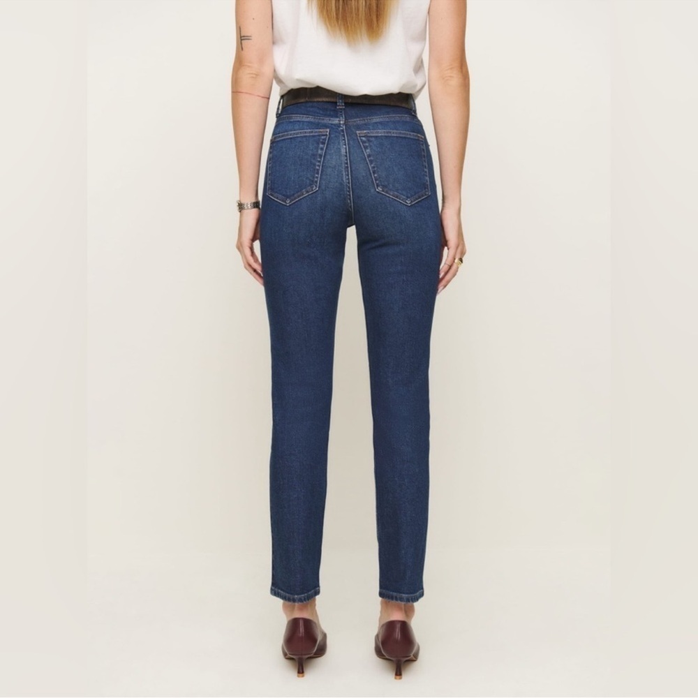 Reformation Ezra Super Stretch High Rise
Straight Jeans Size 25 - Picture 5 of 7